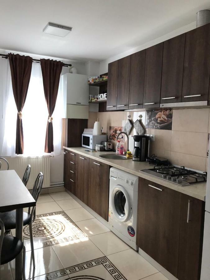 Apartament Mont Blanc Sinaia Eksteriør billede
